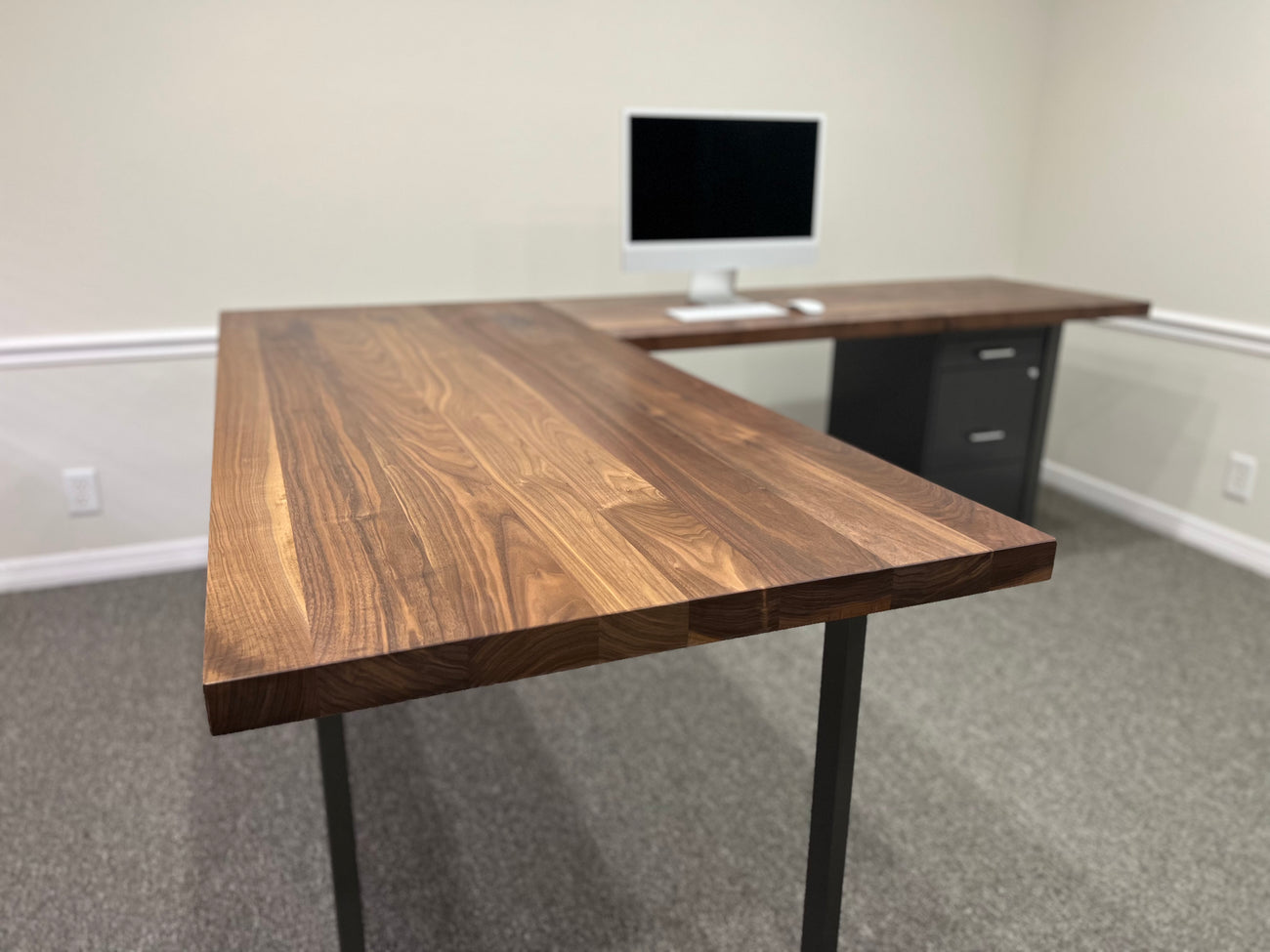 Oak L-Shape Desk + Modern Legs