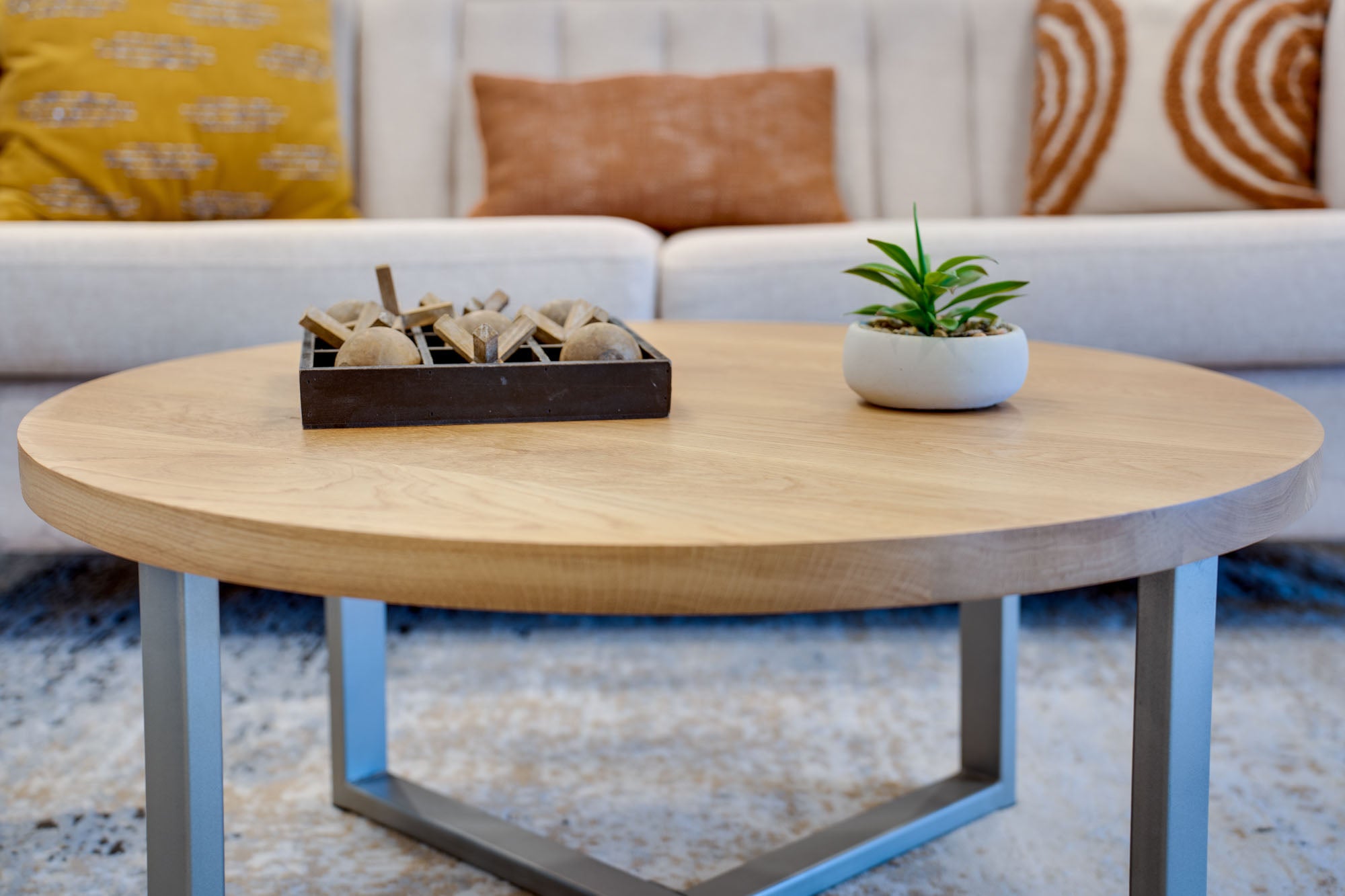 Round Oak Coffee Table– Artisan Born
