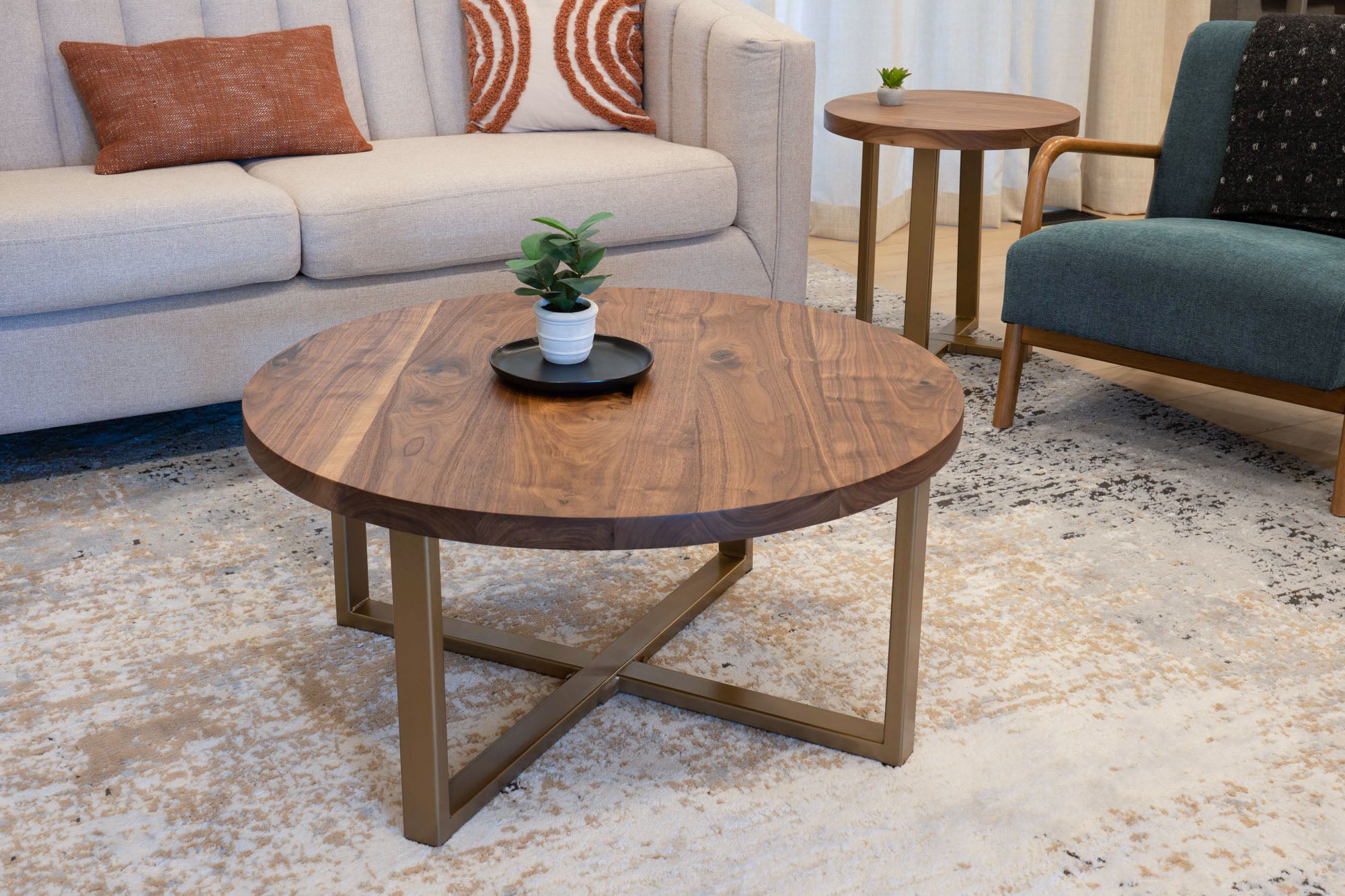 Round Walnut Coffee Table– Artisan Born